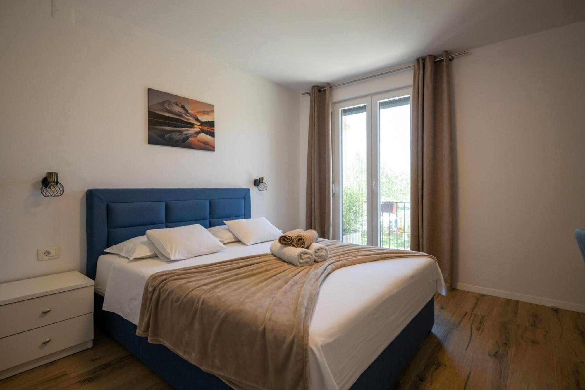 Apartment Iva Vrana  Екстериор снимка