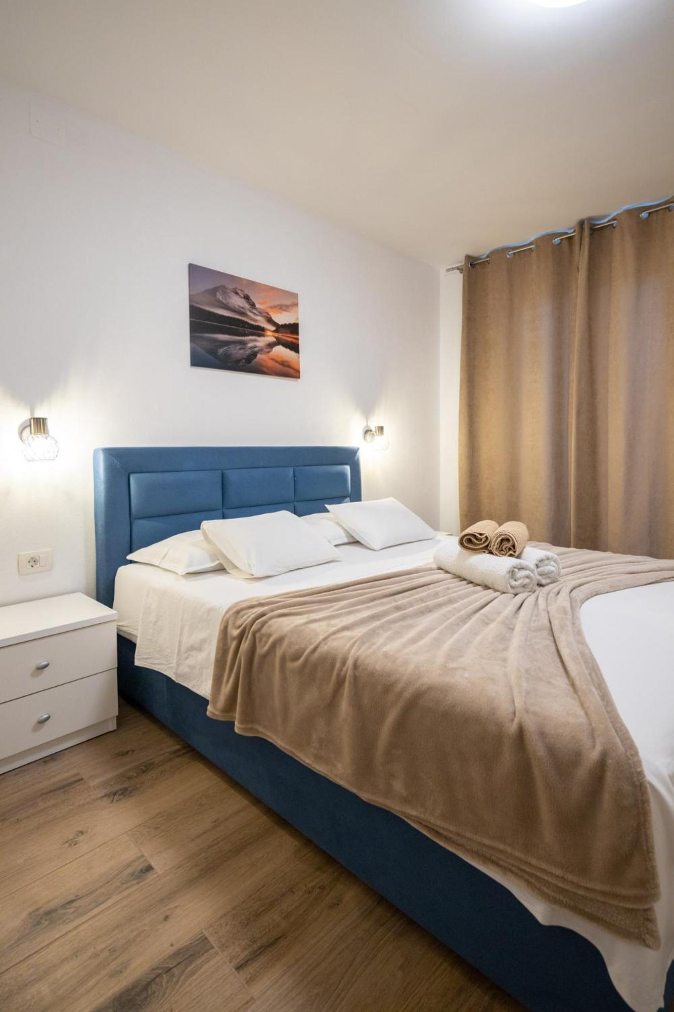Apartment Iva Vrana  Екстериор снимка