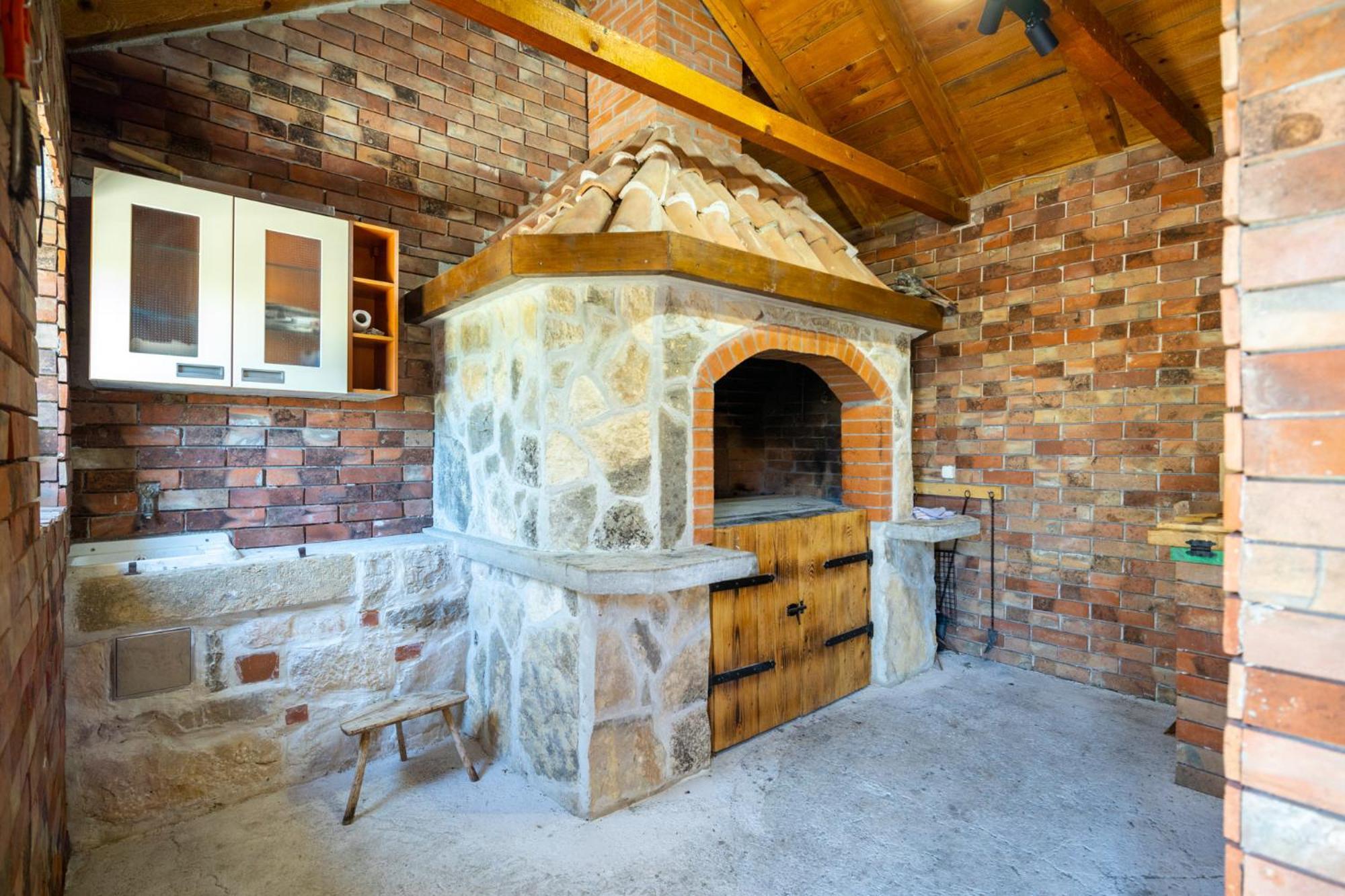 Apartment Iva Vrana  Екстериор снимка